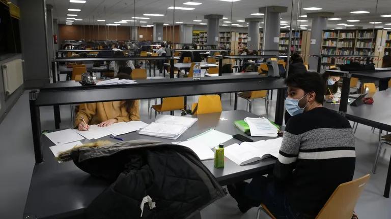 biblioteca central campus de pontevedra - Cómo funciona la Biblioteca Central