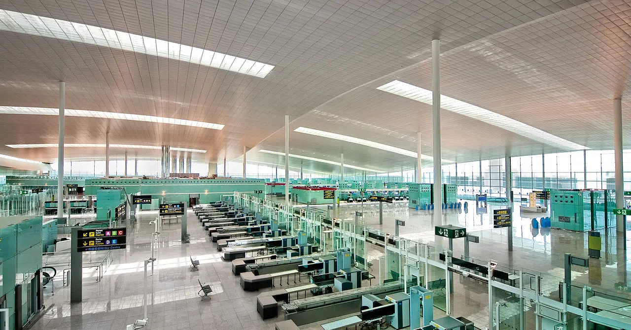 aeropuerto barcelona t1 fotocopias - Cuando cierra el aeropuerto del Prat