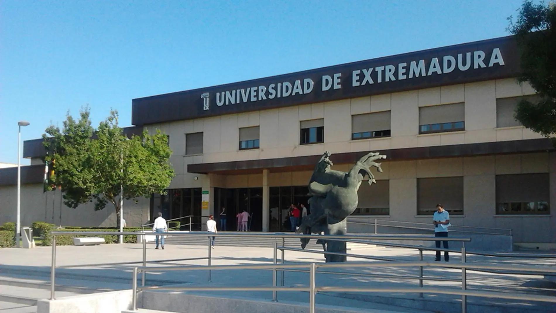 campus universitario badajoz - Cuántos estudiantes hay en la universidad de Badajoz