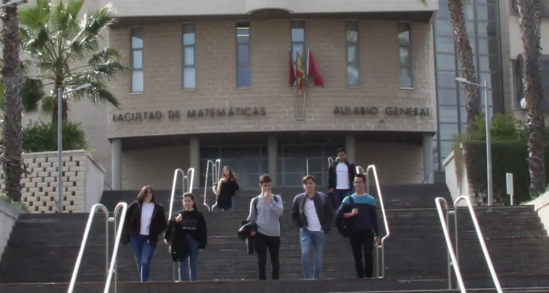 Facultad de Matemáticas en el Campus Universitario de Murcia - Qué asignaturas hay en la carrera de matemáticas facultad de matemáticas calle campus universitario murcia - Qué asignaturas hay en la carrera de matemáticas